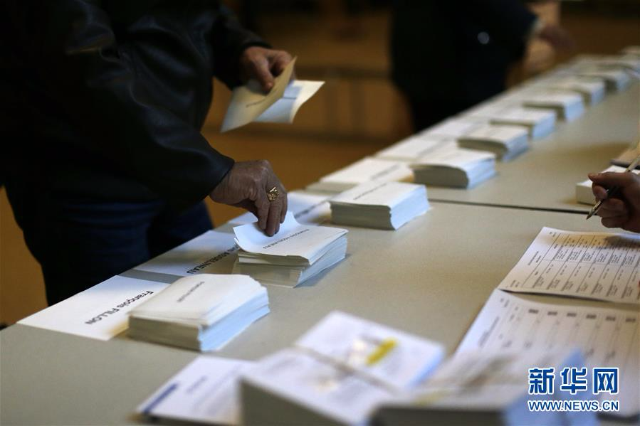 （外代一线）（3）法国大选第一轮投票开始