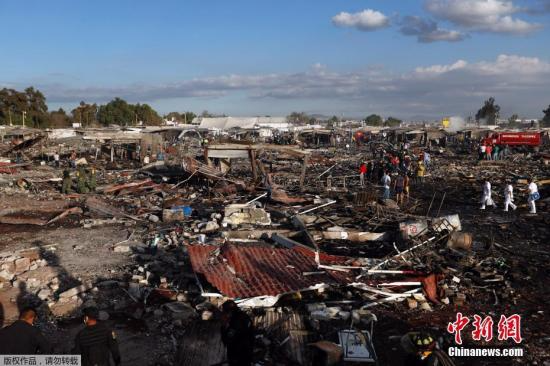 据外媒报道，当地时间12月20日，墨西哥墨西哥城北部一个烟花市场发生爆炸，爆炸或已导致27人死亡。