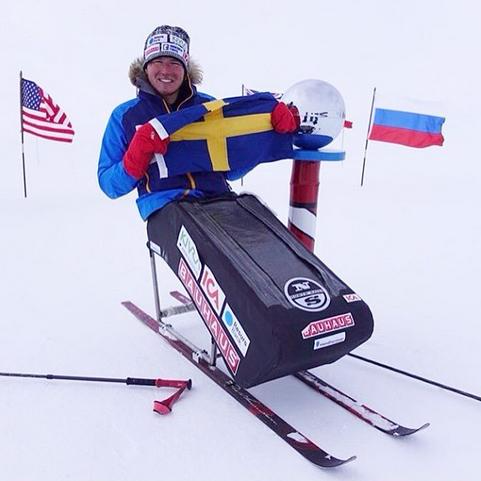 勇往直前：瑞典男子坐轮椅征服南极系全球首位