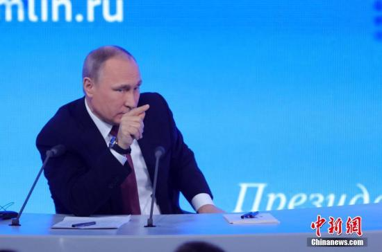 12月23日，俄罗斯总统普京在莫斯科举行年度新闻发布会。此次新闻发布会吸引了超过1400名各国记者参加。 <a target='_blank' href='http://www.chinanews.com/'></table>中新社</a>记者 王修君 摄