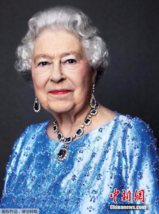 登基65周年！英女王纪念肖像照发布