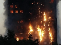 伦敦公寓楼火灾死亡人数上升至12人