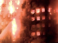 更新丨英国伦敦23层高楼突发大火 不少人跳窗