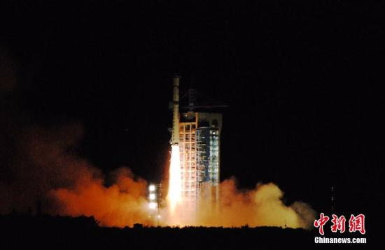 2016年8月16日01时40分，中国在酒泉卫星发射中心用长征二号丁运载火箭成功将全球首颗量子科学实验卫星(简称量子卫星)发射升空。<span target='_blank' href='http://www.chinanews.com/'></div>中新社</span>记者 梁晓辉 摄