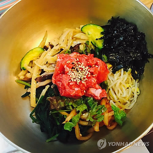 韩美首脑会谈晚宴吃韩国拌饭 象征“和谐与合作”