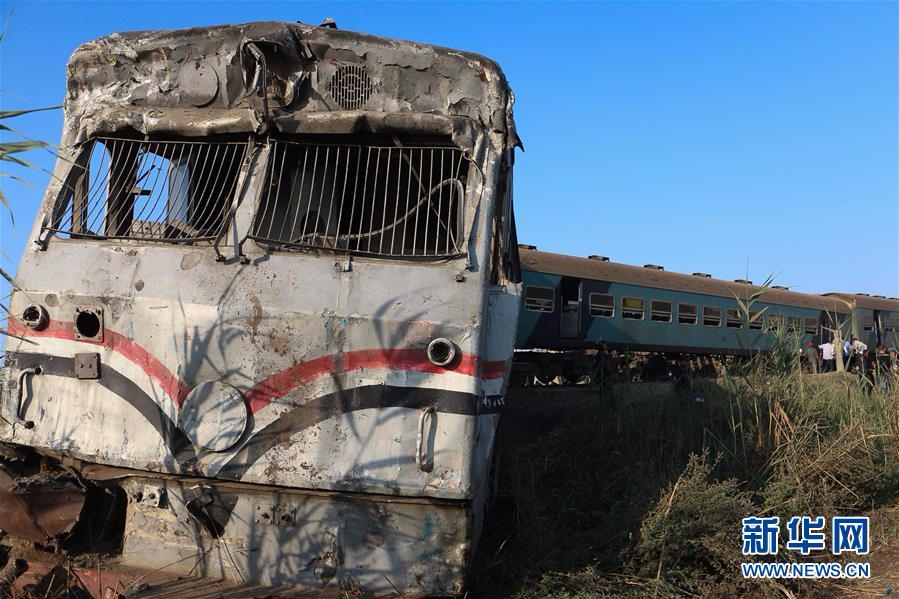 （国际）（8）埃及发生火车相撞事故造成至少36人死亡