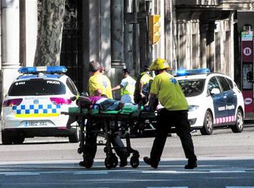 西班牙警方：汽车撞人事件为恐怖袭击