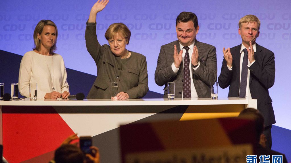 德国总理默克尔为大选造势