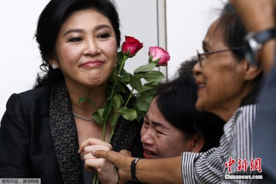 当地时间2017年8月1日，泰国前总理英拉抵达最高法院出席大米收购案结案辩护陈词。