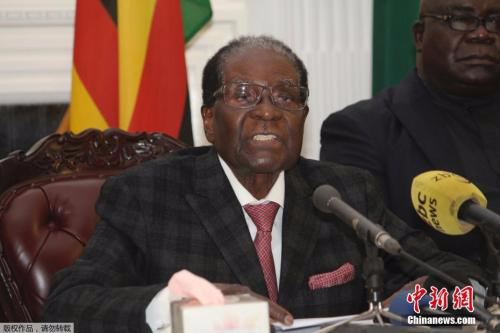 当地时间11月21日，穆加贝宣布辞去总统职务。