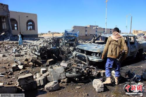 美国在也门境内展开多次空袭，以对付当地的恐怖分子。