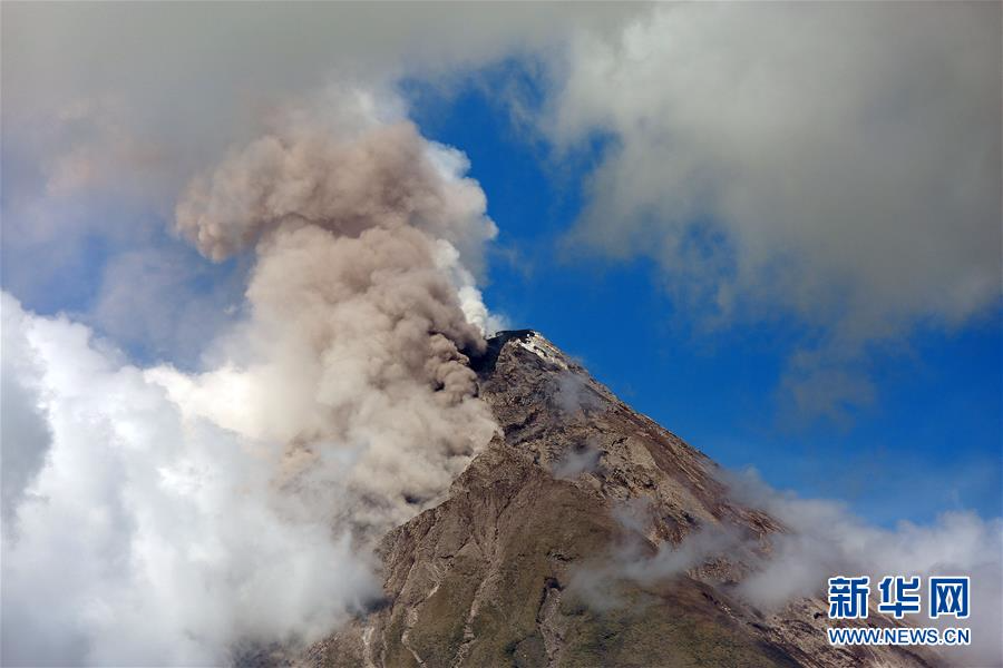 （国际）（1）菲律宾马荣火山持续喷发