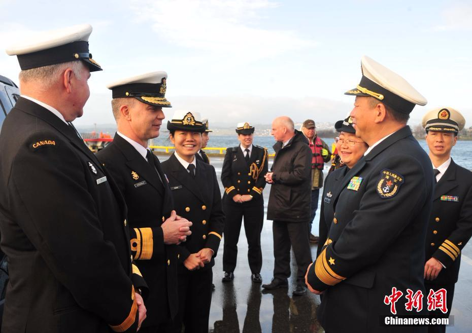中国海军舰艇编队结束访加 为两军关系发展注入新动力
