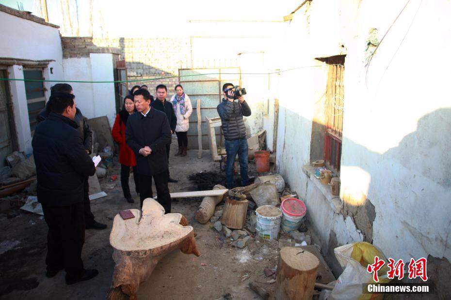 新疆且末5.8级地震致房屋受损 暂无人员伤亡