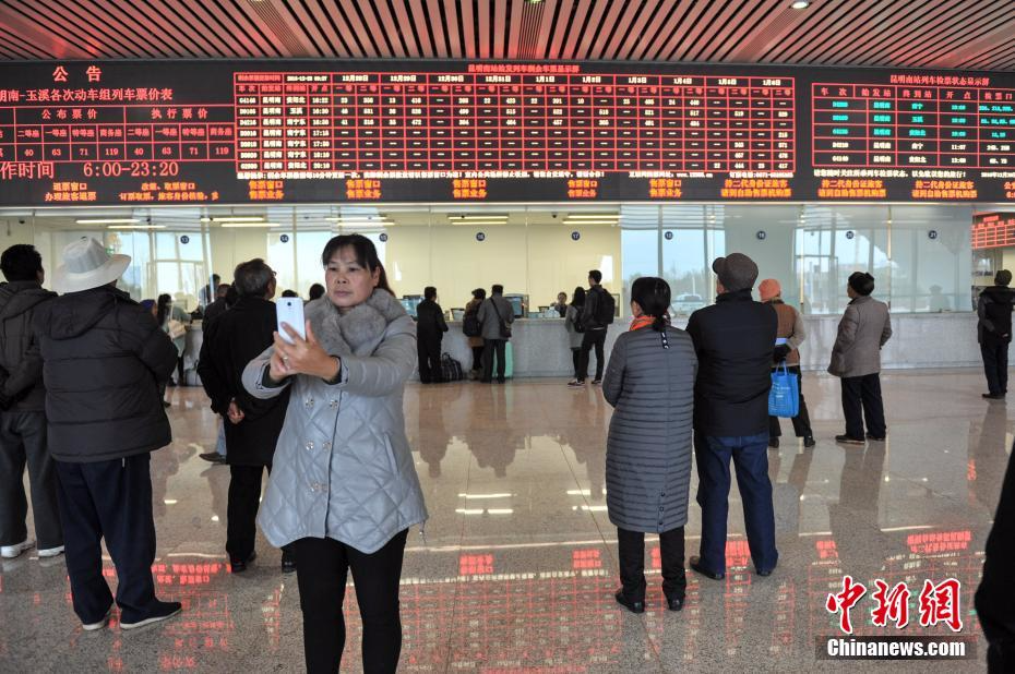 沪昆高铁全线贯通 云南进入中国高铁版图
