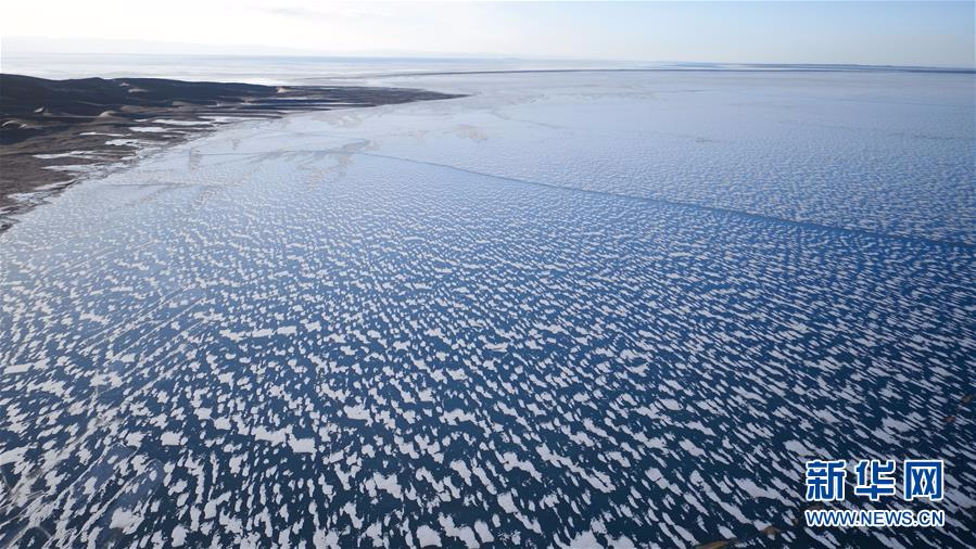 （环境）（4）青海湖开始大面积封冻