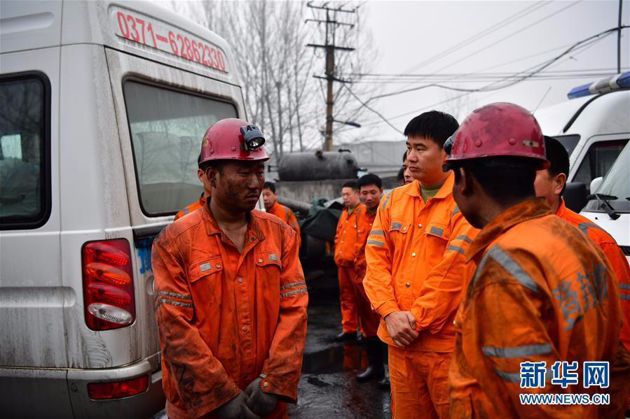 河南一煤矿发生冒顶事故 已致5人死亡7人被困