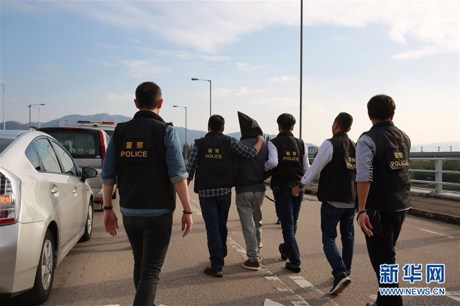（XHDW·图文互动）（6）广东公安机关向香港警方移交一名重大杀人案嫌疑人