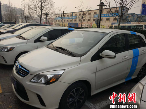 北京街头的“共享汽车”。<span target='_blank' href='http://www.chinanews.com/' ></div>中新网</span>记者 李金磊 摄