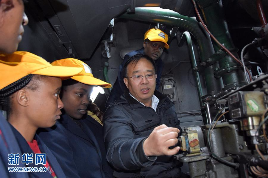 （社会）（1）肯尼亚首批来华女火车司机即将在陕西完成培训