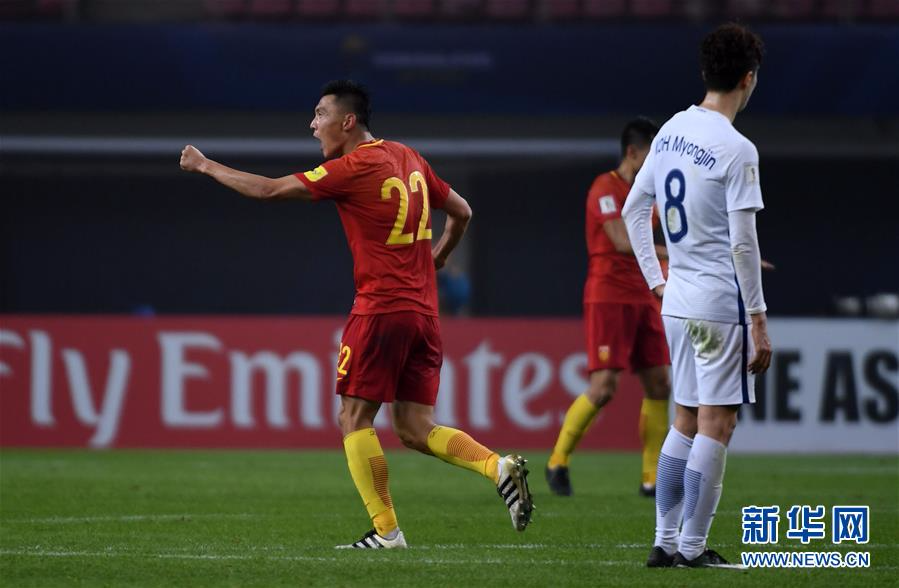 （体育）（9）足球——世预赛：中国队战胜韩国队