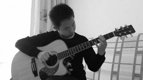 “网红”吉他少年的音乐世界拒绝邀约学好文化课