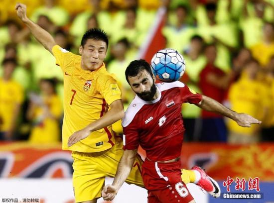 北京时间6月13日晚21：45，2018年世界杯预选赛亚洲区12强赛小组赛第8轮，中国男足客场2-2战平叙利亚队。图为武磊在比赛中。