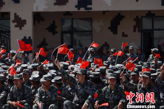五国“军械能手”比赛中国陆军再次“引爆”全场