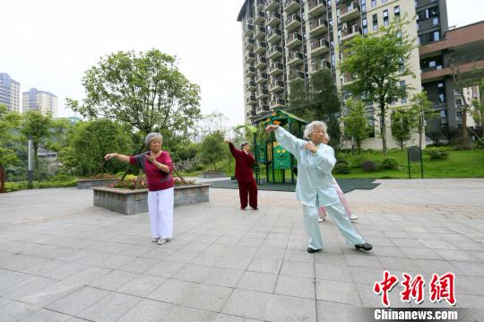 重庆将重点打造百个社区养老服务示范点（图）