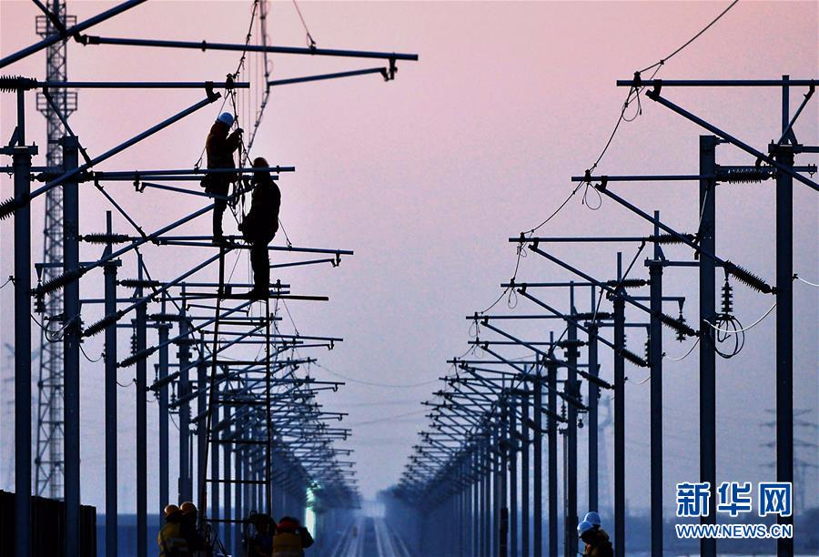 （经济）（4）济青高铁电气化施工进入关键阶段