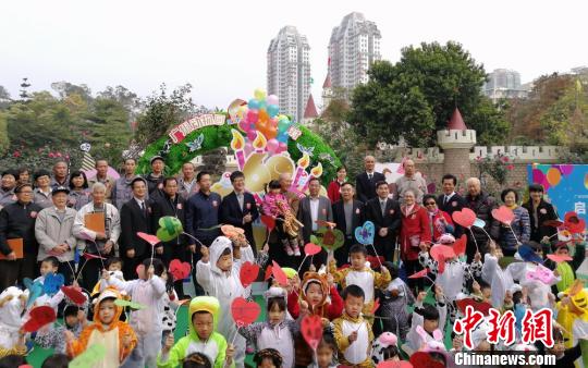广州动物园建园60年谋转型VR动物园正式迎客