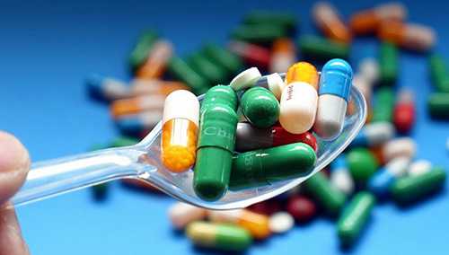 阿片类成瘾药物一年致死约5.9万美国人 这些药