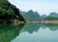 2017年中国环境日主题“绿水青山就是金山银山”