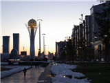 习近平抵达阿斯塔纳开始对哈萨克斯坦共和国进行国事访问并出席上海合作组织成员国元首理事会第十七次会议和阿斯塔纳专项世博会开幕式