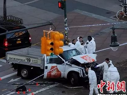 美国纽约发生恐怖袭击！卡车冲撞行人致8死，嫌犯被捕
