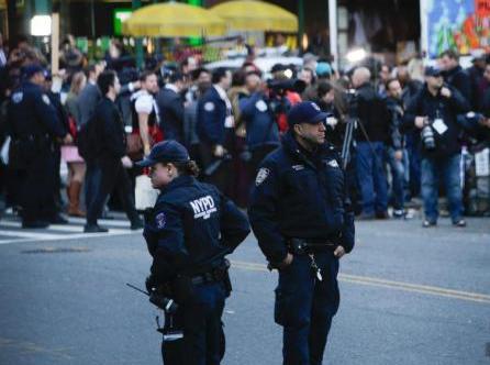 纽约州长回应恐袭:暂无新威胁 未来几天将加强警力