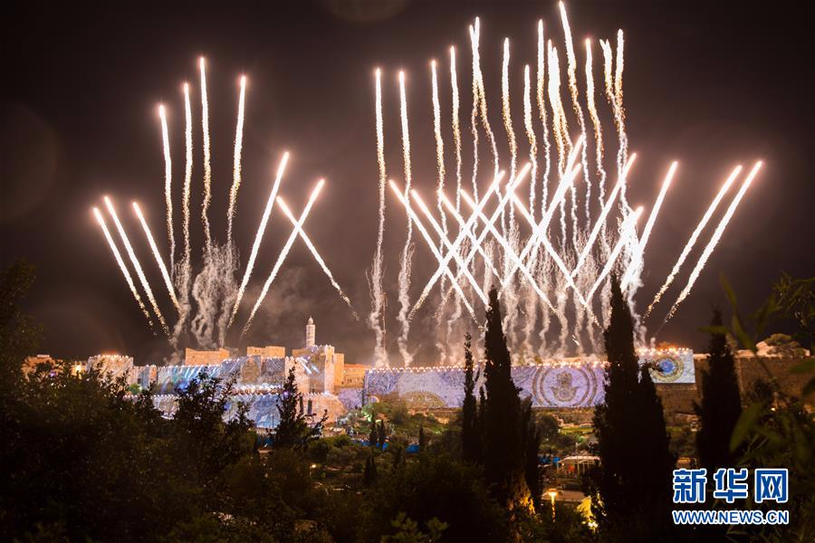 （国际）（2）以色列举行声光秀庆祝“耶路撒冷日”