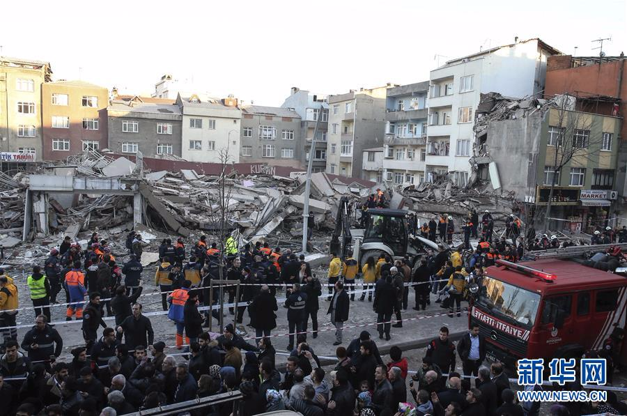 （外代一线）（2）土耳其一建筑物倒塌造成2死5伤