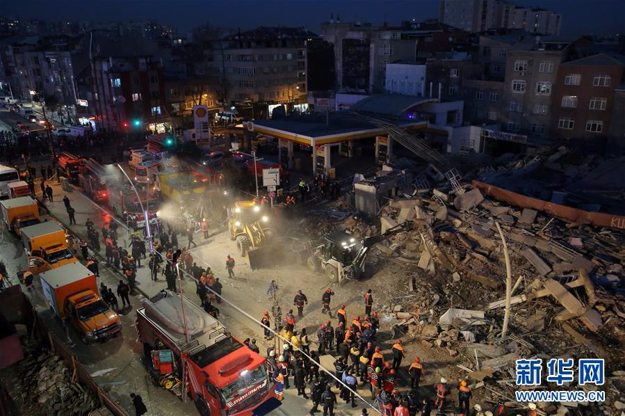 （外代一线）（3）土耳其一建筑物倒塌造成2死5伤