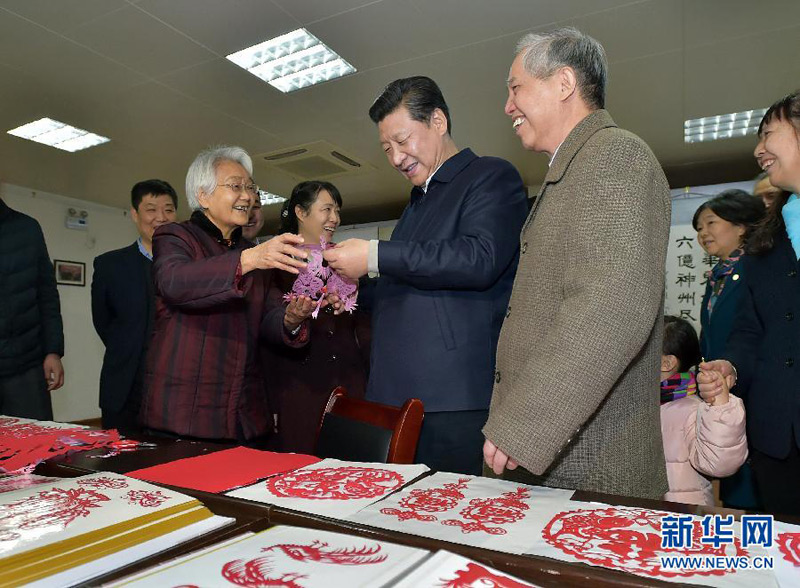 2015年习近平与群众在一起的亲密瞬间(组图)